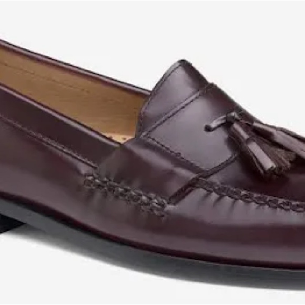 Elegant Brown Tassel Loafers